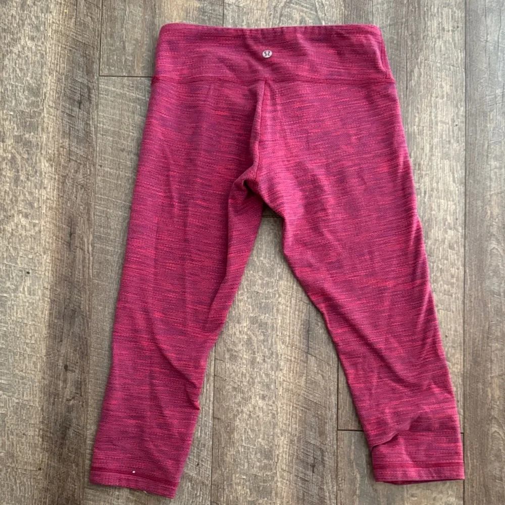 lululemon athletica Berry Melange Capri Leggings